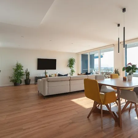 Luxury Beach/port Apartment Malaga